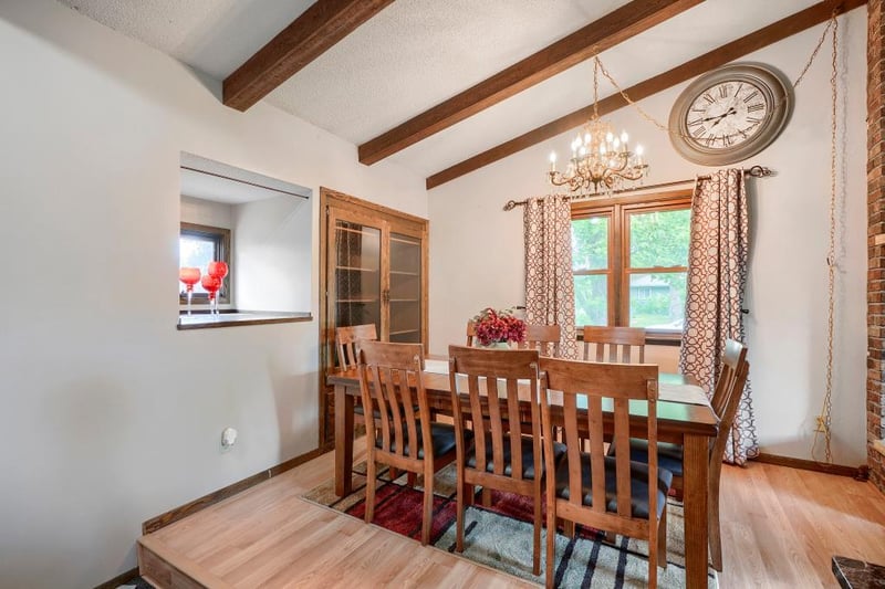 11256 Arrowhead St NW, Coon Rapids, MN 55433