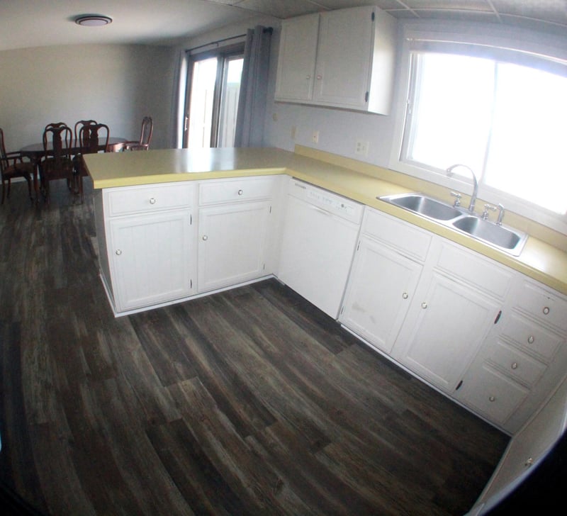1426 Mcnally Dr #I, Winona, MN 55987