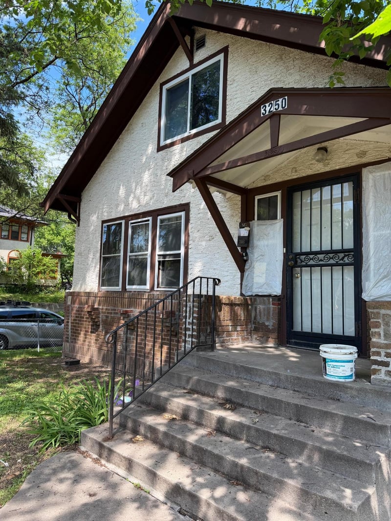 3250 Bryant Ave N, Minneapolis, MN 55412