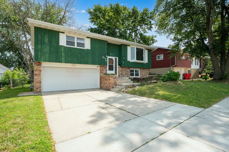 3816 18th Ave NW, Rochester, MN 55901