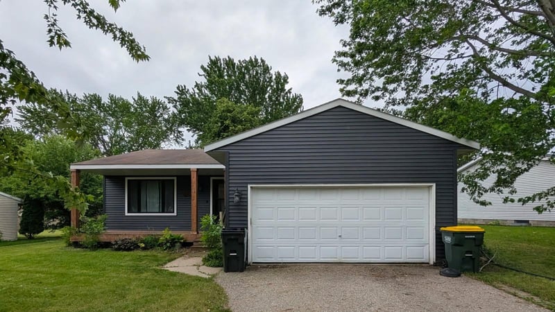 3105 3rd Ave NW, Willmar, MN 56201