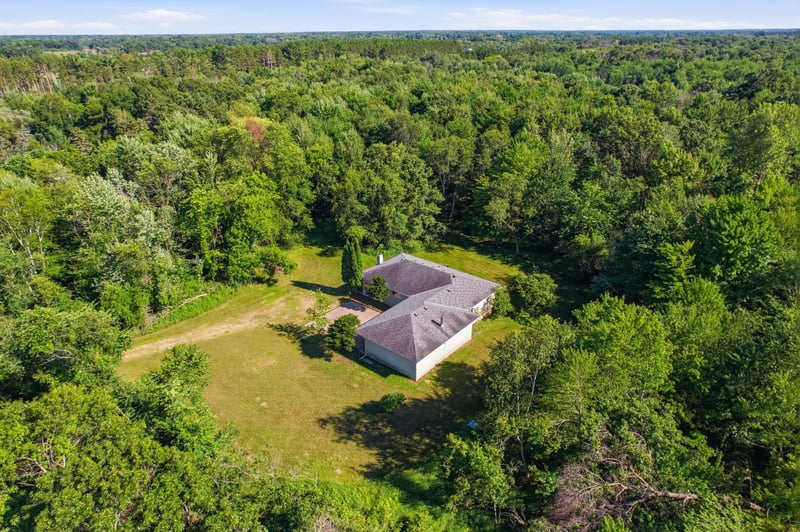 1630 221st Ave NW, Cedar, MN 55011