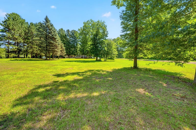3040 Bashaw Lake Rd, Shell Lake, WI 54871