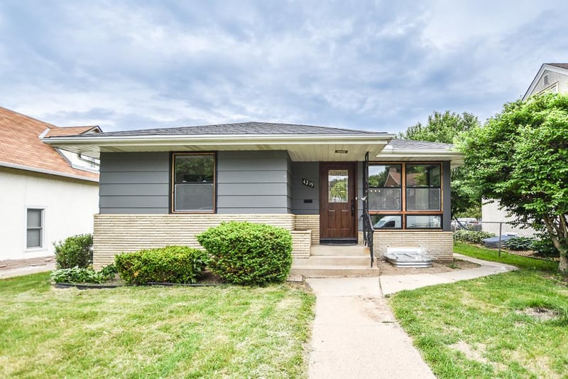 4219 Monroe St NE, Columbia Heights, MN 55421