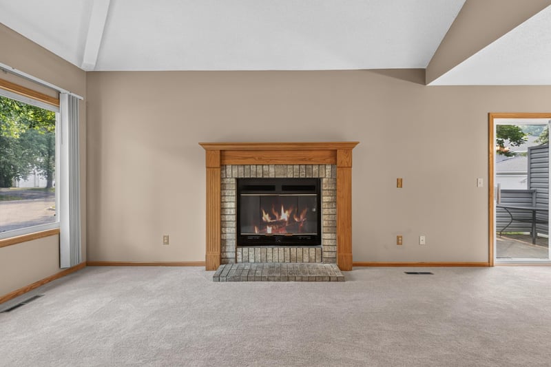 3617 Saint Francis Way #B, Eagan, MN 55123