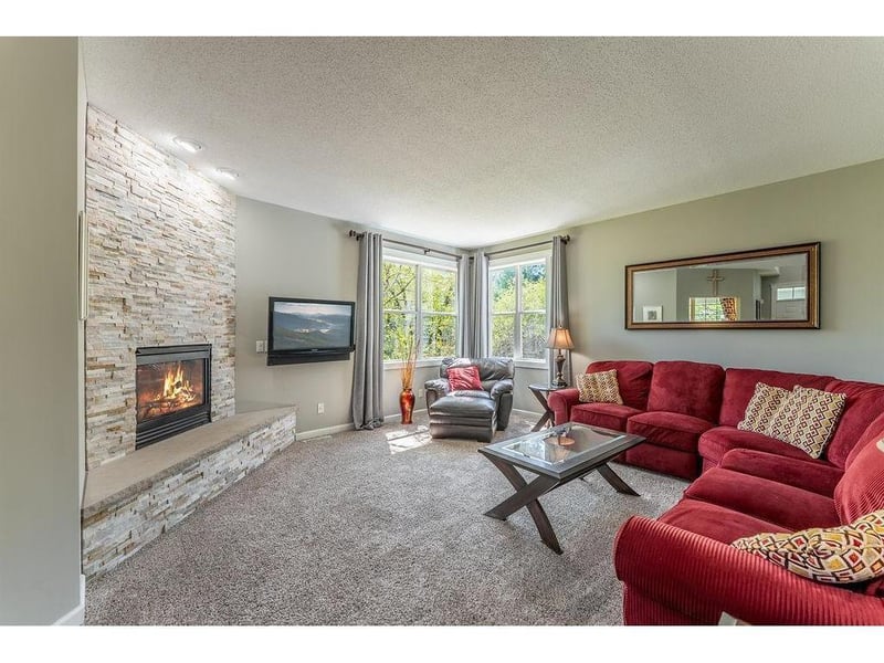3381 Delano Dr, Stillwater, MN 55082