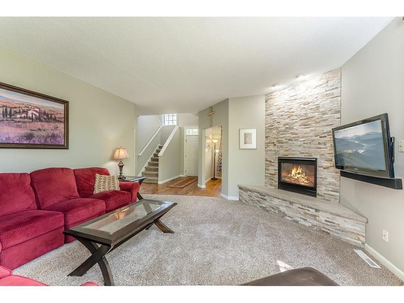3381 Delano Dr, Stillwater, MN 55082