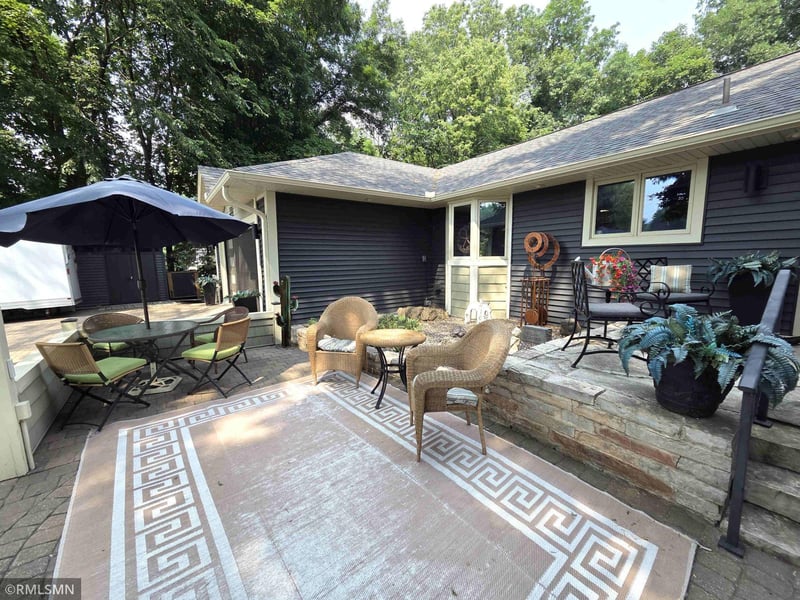 13060 Oakview Ln N, Dayton, MN 55327