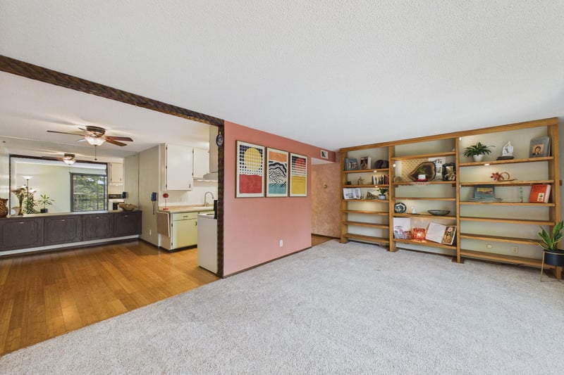 260 Westview Dr #303, West Saint Paul, MN 55118