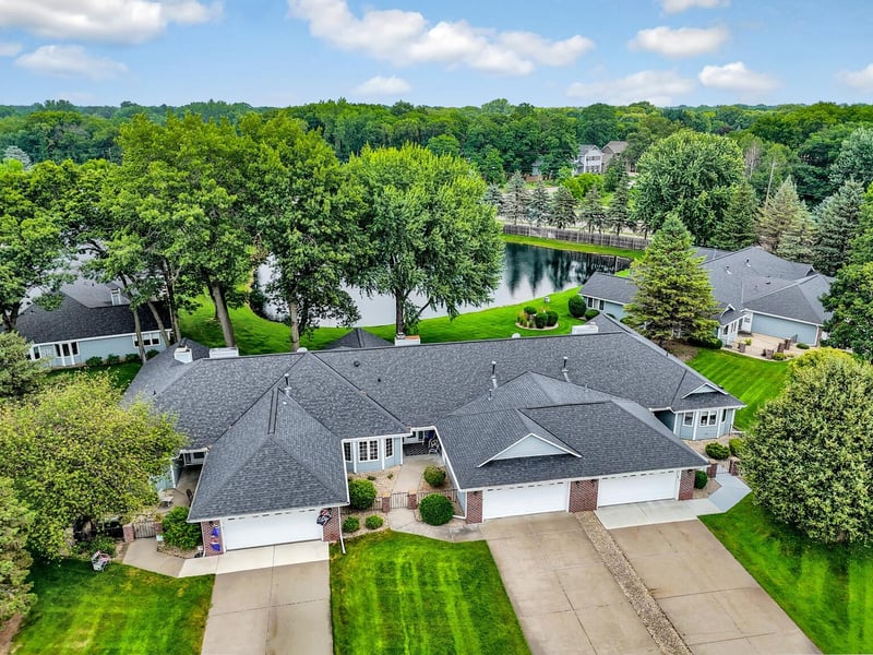 1123 Lois Ct, Shoreview, MN 55126
