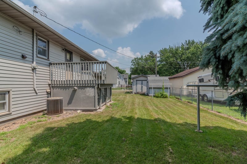 407 5th Ave SW, Little Falls, MN 56345