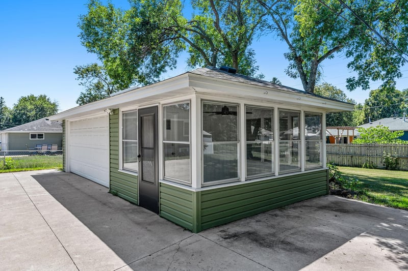 11346 Norway St NW, Coon Rapids, MN 55448