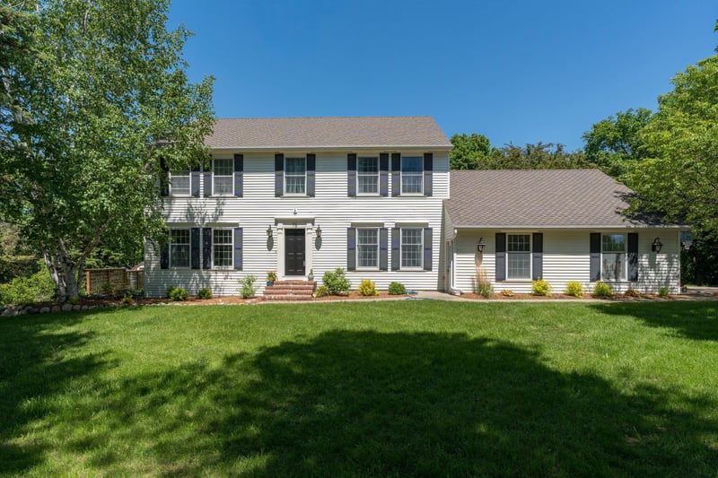 75 Telemark Dr, Mankato, MN 56001