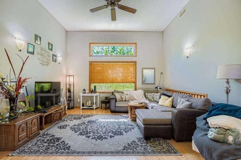 19055 Enchanted Way, Farmington, MN 55024