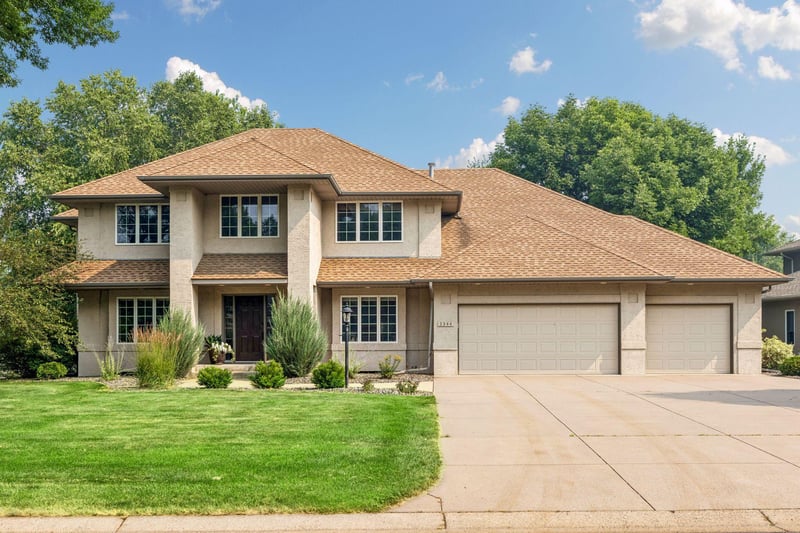 3344 Charleston Dr, Woodbury, MN 55129