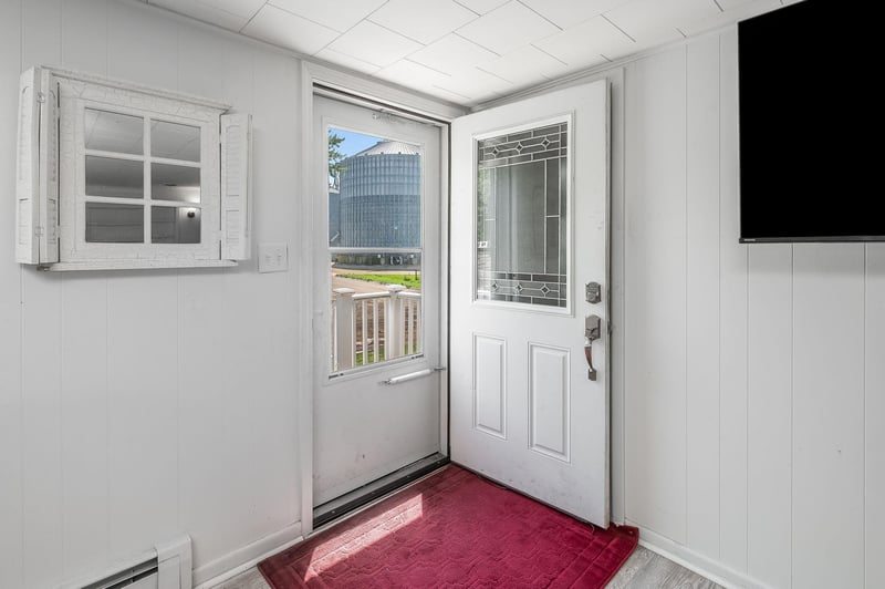 210 S 6th St, Kiester, MN 56051
