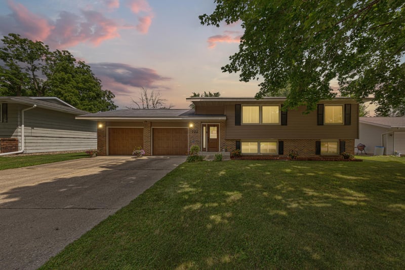 722 16th St SE, Owatonna, MN 55060