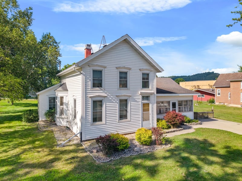 107 W Rushford Ave, Rushford, MN 55971