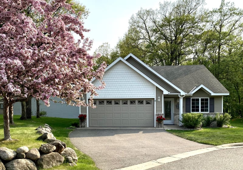 215 Buffalo Hills Ln W, Brainerd, MN 56401