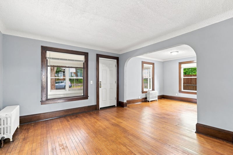 3014 Russell Ave N, Minneapolis, MN 55411