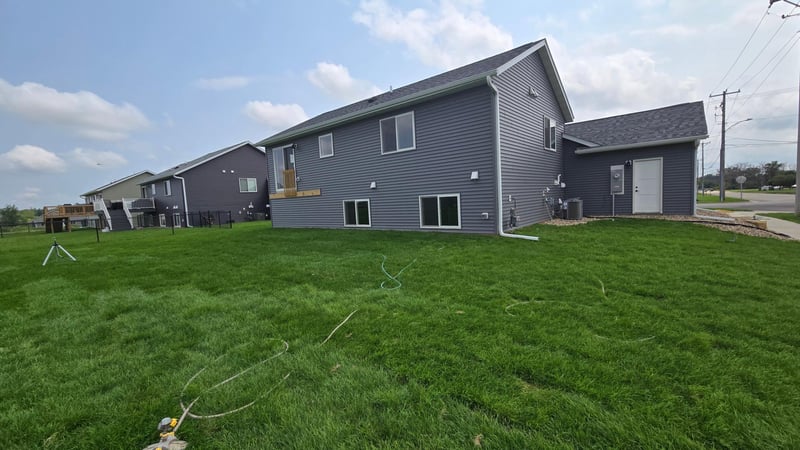 1801 12th Ave NE, Austin, MN 55912