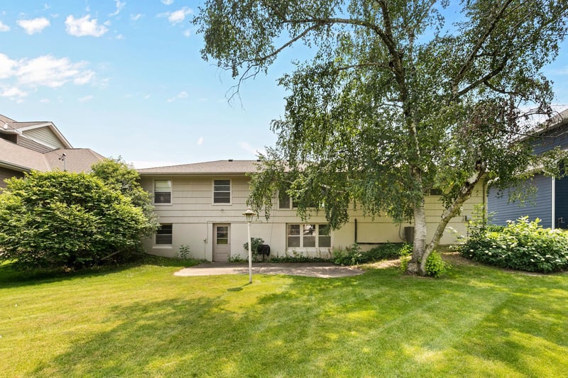 5308 Forslin Dr, Edina, MN 55436