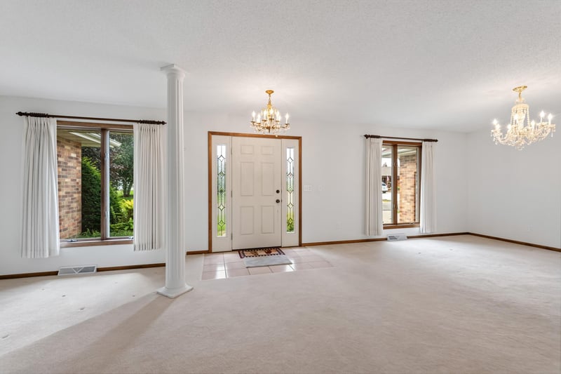 104 5th Ave NW, Spring Grove, MN 55974