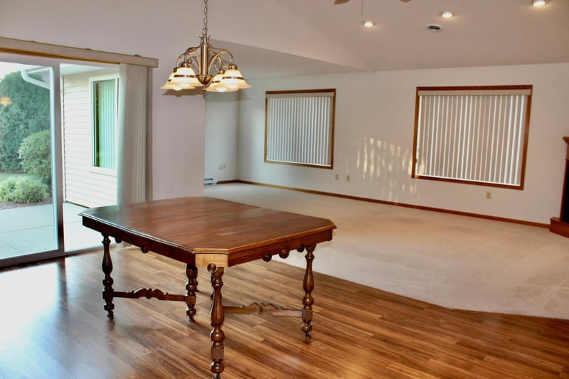 314 5th Cir SW, Blooming Prairie, MN 55917
