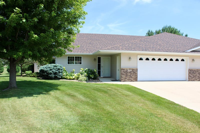 314 5th Cir SW, Blooming Prairie, MN 55917