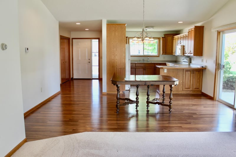 314 5th Cir SW, Blooming Prairie, MN 55917