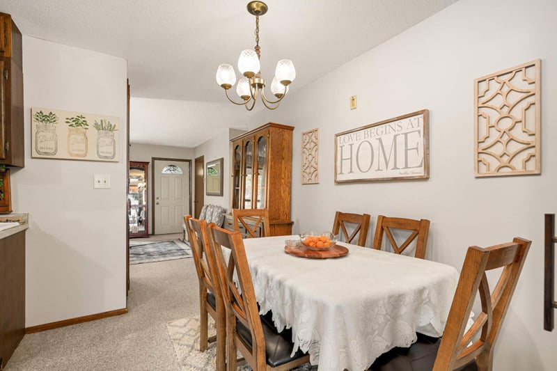 1580 Ramada Ave S, Lakeland, MN 55043