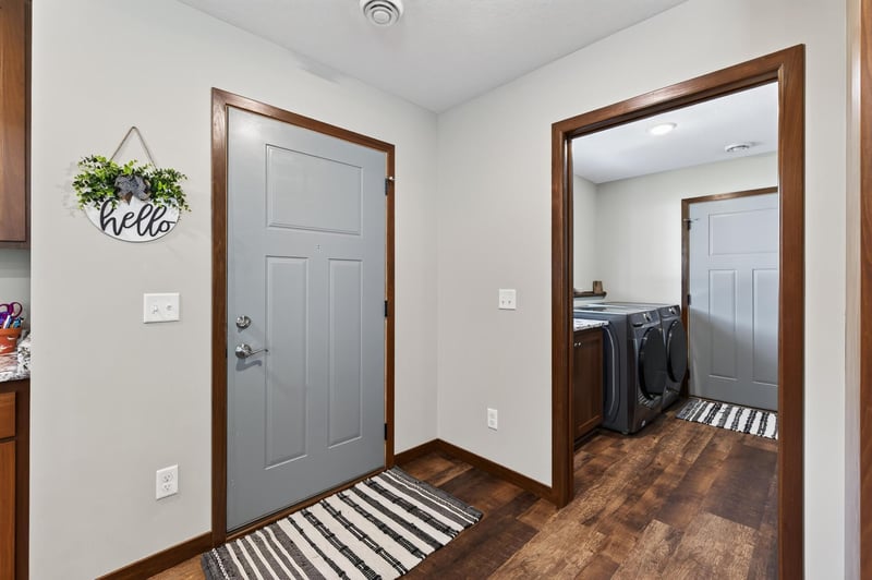 11731 Kings Ln SE, Becker, MN 55308