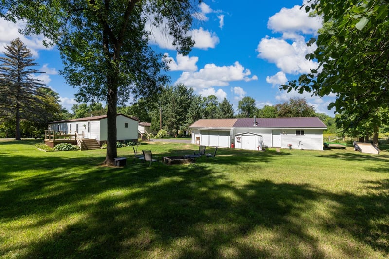 910 Lake Shore Blvd, Wahkon, MN 56386