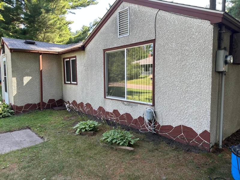 224 Grove Rd, Wyoming, MN 55092