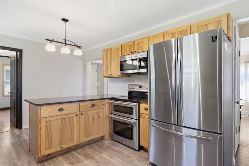 5880 Elder Ave NW, Maple Lake, MN 55358