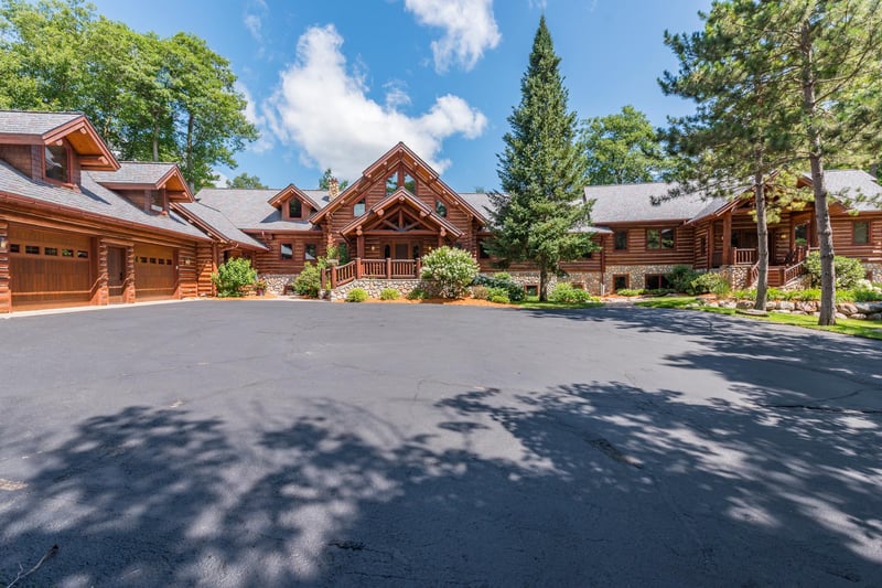 2468 Maple Dr SW, Nisswa, MN 56468