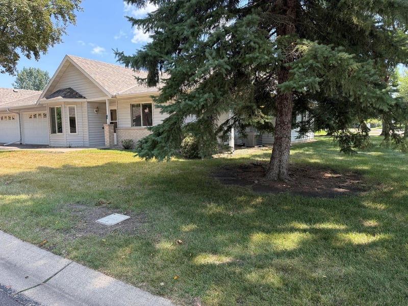 659 Belland Ave, Vadnais Heights, MN 55127