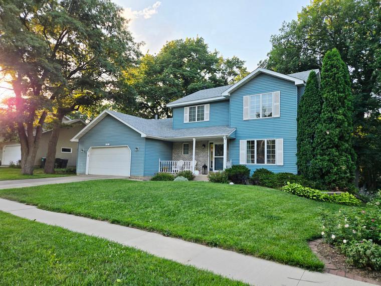 815 23rd St SW, Rochester, MN 55902