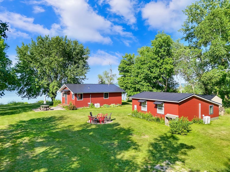 45565 Whispering Sands Ln, Perham, MN 56573