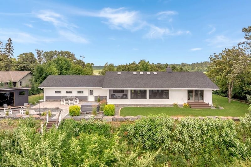 22609 Hole In The Day Dr, Nisswa, MN 56468