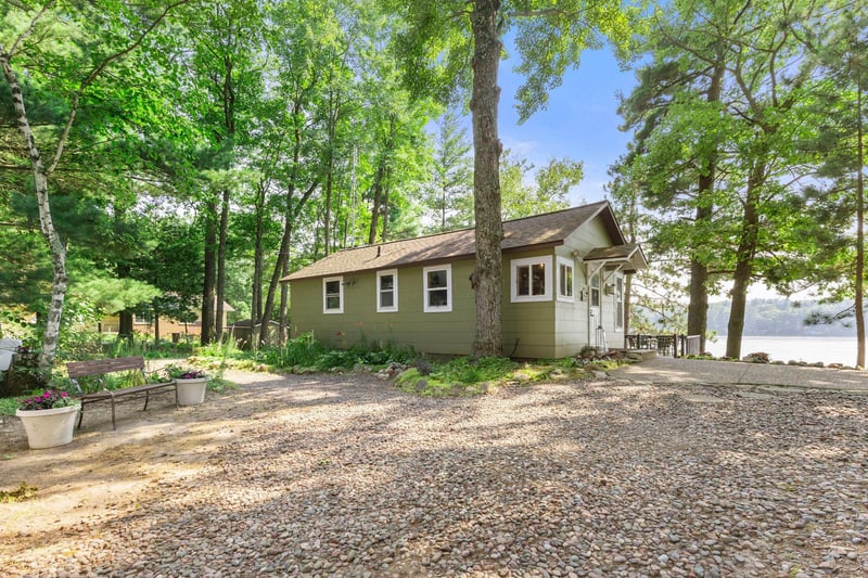 2486 4 5th St, Cumberland, WI 54829