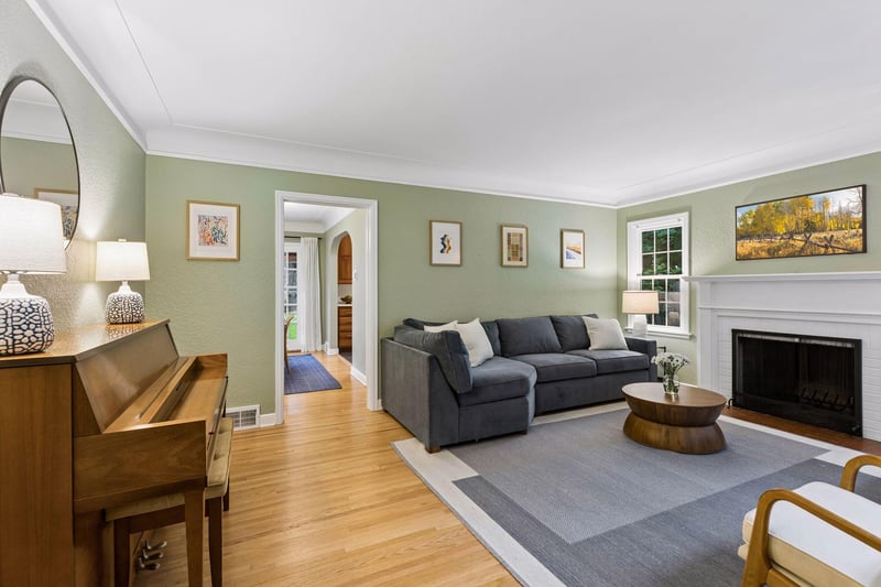 2705 Lynn Ave, Saint Louis Park, MN 55416