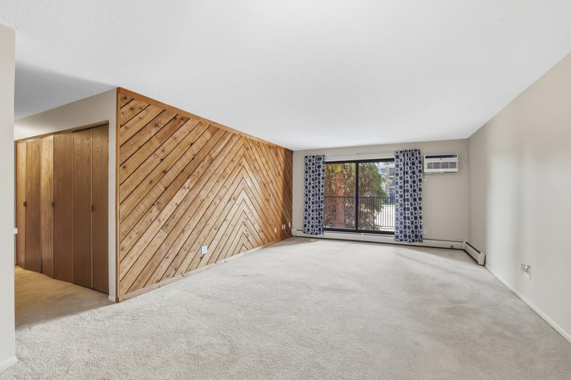 1855 Silver Bell Rd #119, Eagan, MN 55122