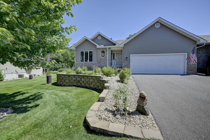 13637 Pierce St NE, Ham Lake, MN 55304