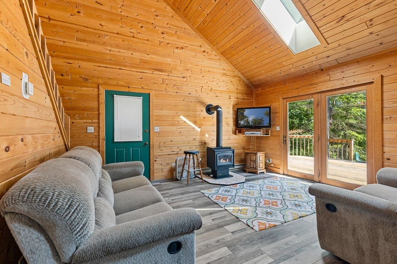 26048 Edna Ln, Nisswa, MN 56468