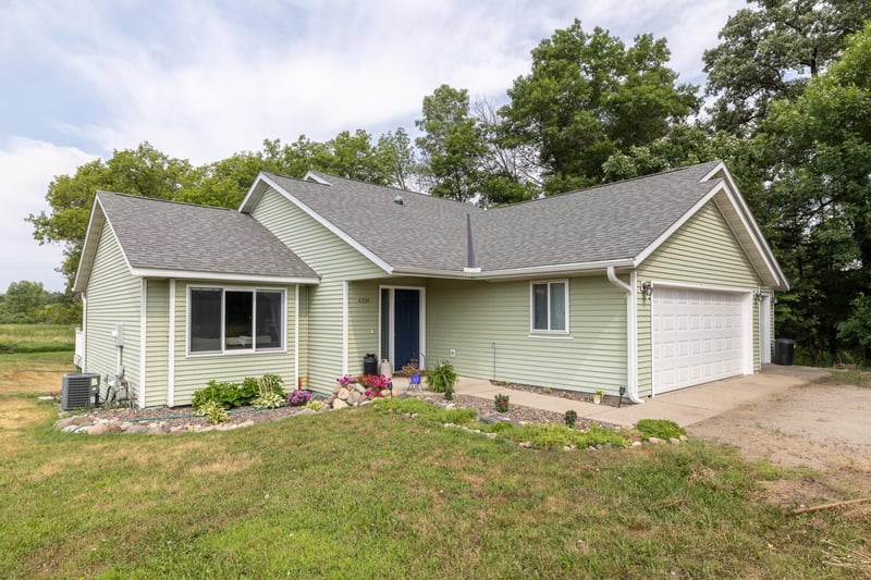 4334 Cooper Ave S, Saint Cloud, MN 56301