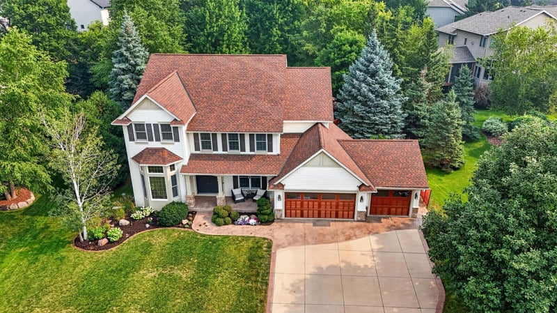 19044 Inndale Dr, Lakeville, MN 55044