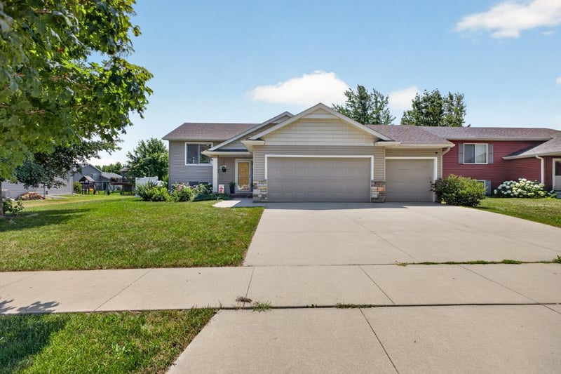 1508 3rd St NW, Kasson, MN 55944