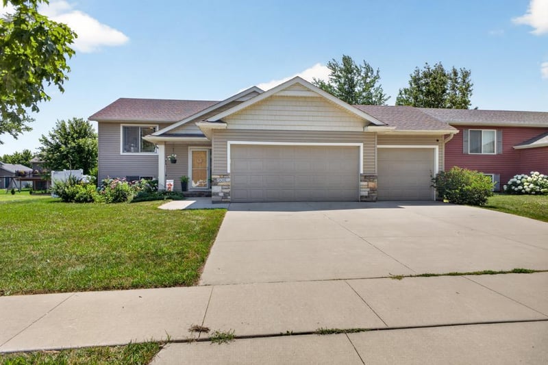 1508 3rd St NW, Kasson, MN 55944