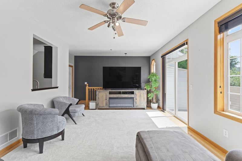 846 Coon Rapids Boulevard Extension NW #6, Coon Rapids, MN 55433